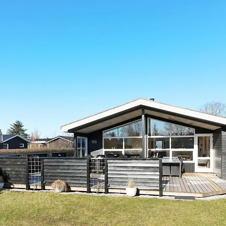 6 Person In Hadsund-by Traum * Hadsund