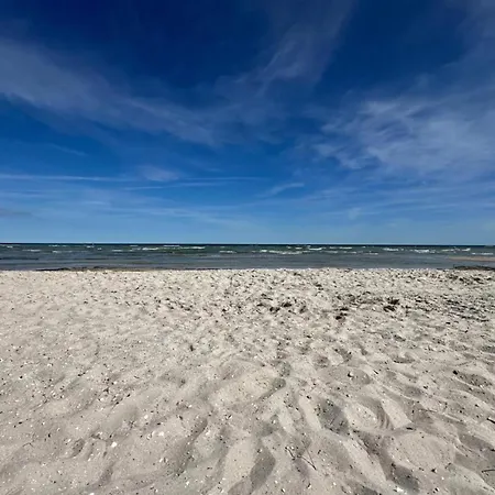 6 Person In * Hadsund
